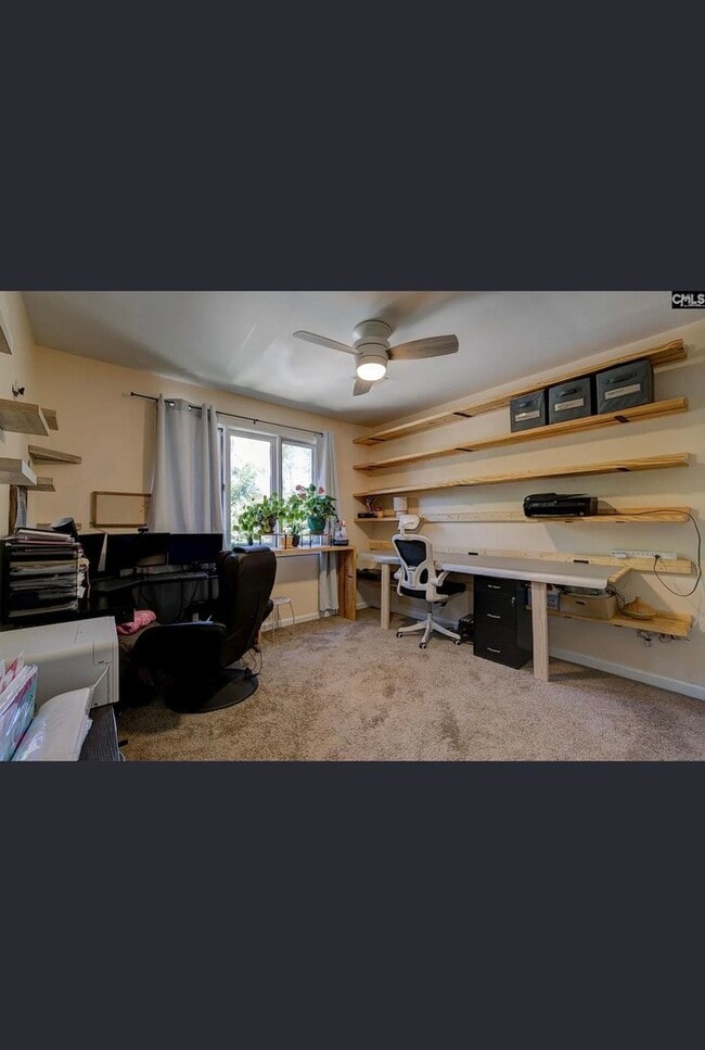 Building Photo - 177 Lionsgate Dr