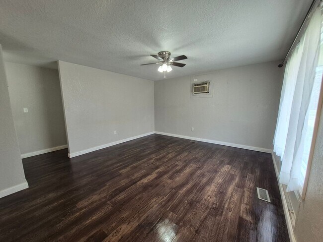 Foto del edificio - Cozy Ranch Home