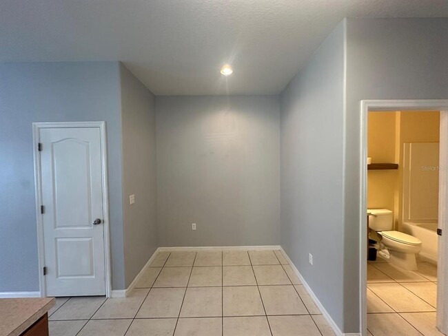 Building Photo - 4182 Winding Vine Dr