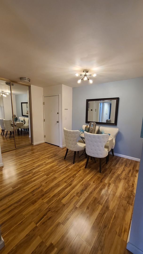 Photo - Absolutely gorgeous fresh apt Mariners Isl...