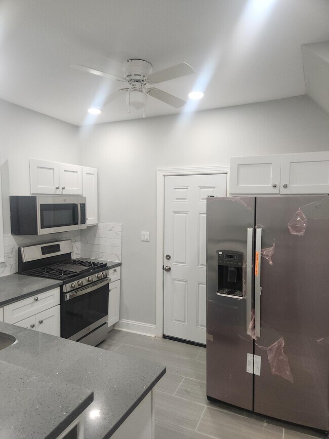 Foto del edificio - 328 N Redfield St