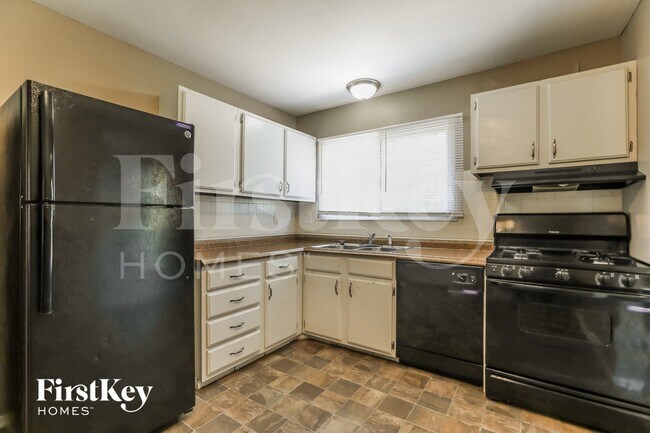 Foto del edificio - 1246 Borden Dr