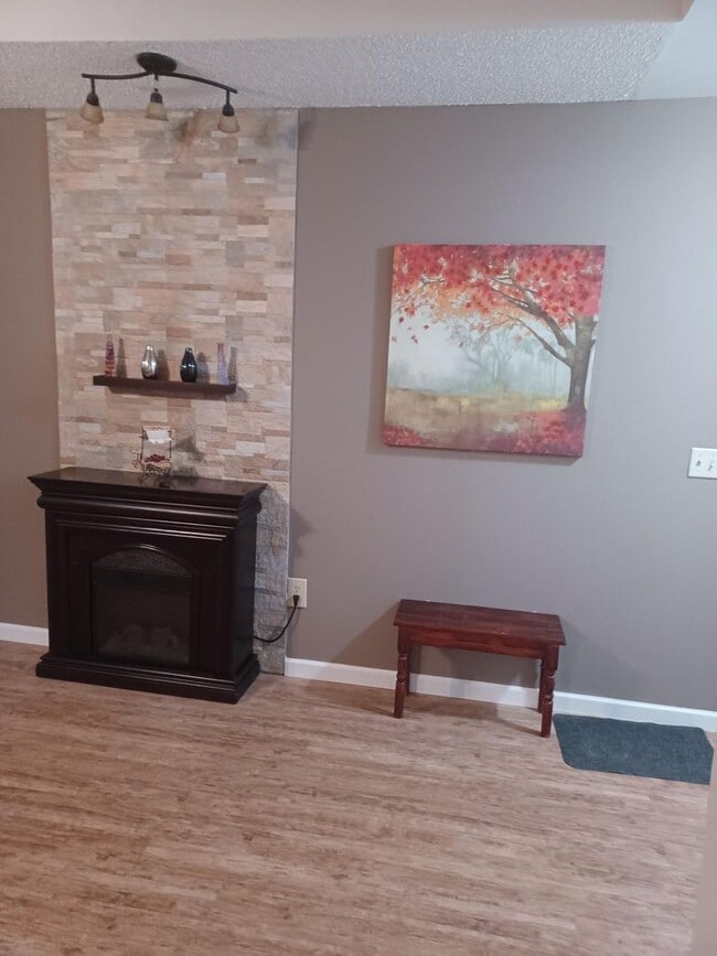 Building Photo - Preserves at River's Edge