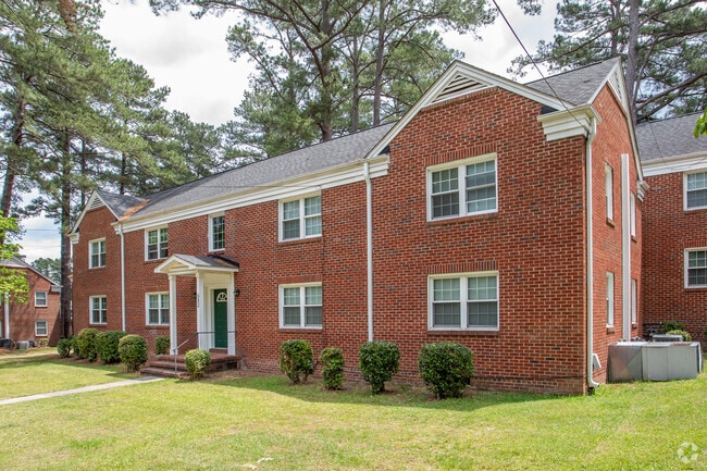 Building Photo - Haymount Historic Apartments