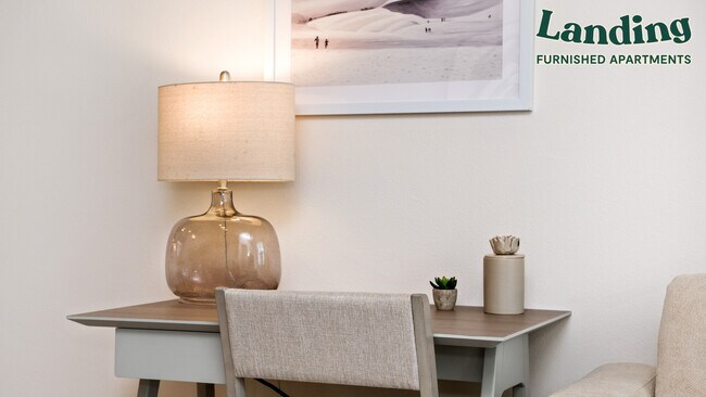 Foto del edificio - 102 Manatee Ave W