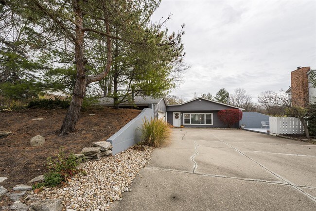 Building Photo - 7914 Ironwood Way