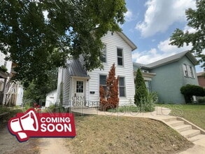 Building Photo - 1224 High St Rd