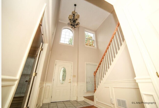 Building Photo - 3516 Forest Cove Ln