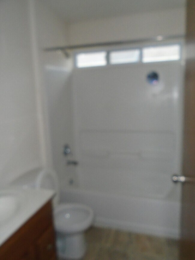 Foto del edificio - 408 Brookmont Dr