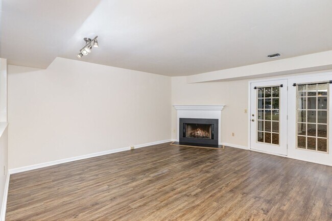 Foto del edificio - 1930 Wexford Rd