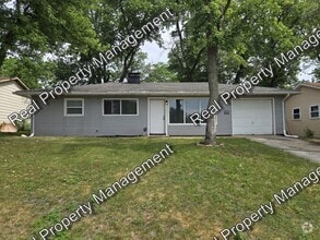 Building Photo - 3018 W 38th Pl