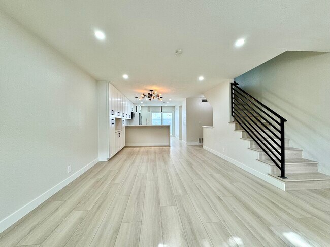 Foto del edificio - 421 Manhattan Ave