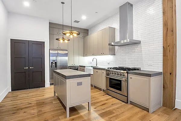 Building Photo - 45 White St