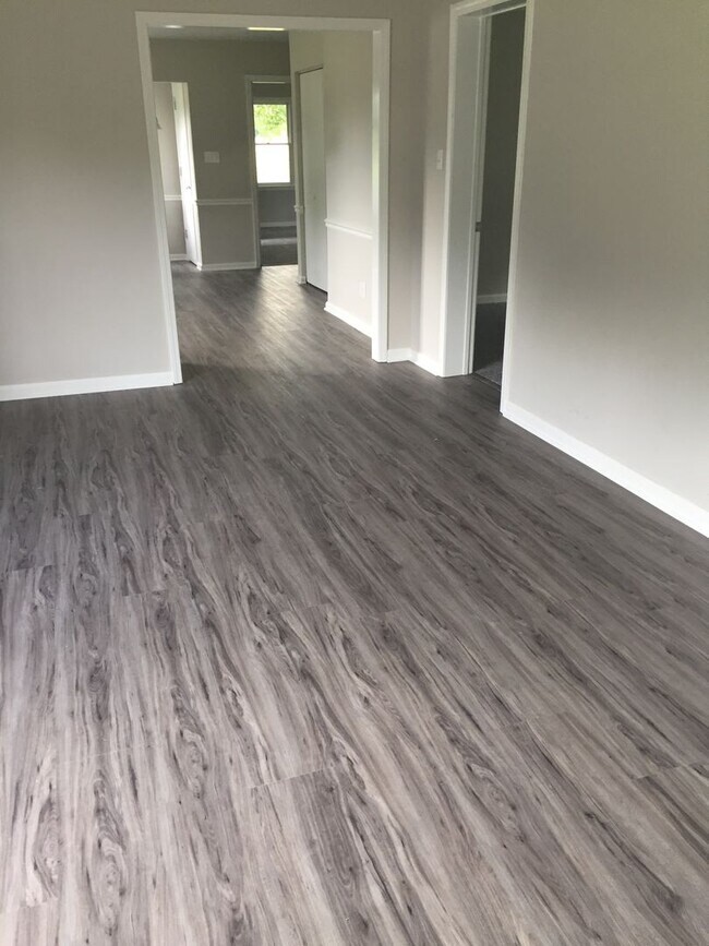 Foto del edificio - 3 Bedroom 2 bath - Gold Hill, NC Area