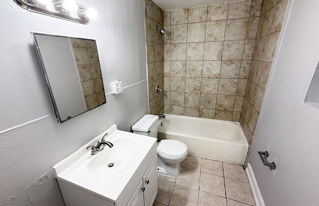 Foto del edificio - 2825 Glendora Ave