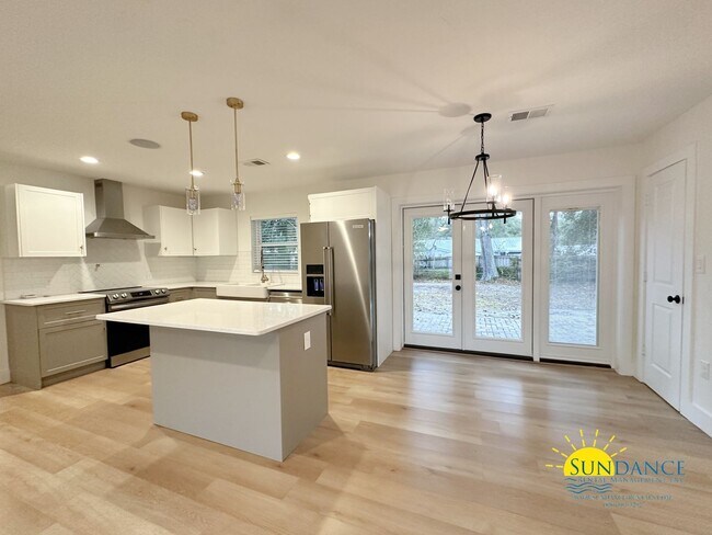 Foto del edificio - Beautifully Renovated Open Floorplan Home!