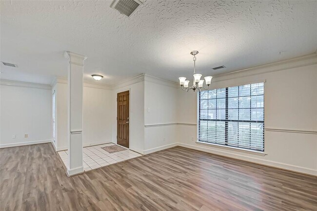 Foto del edificio - 13507 Heron Field Ct