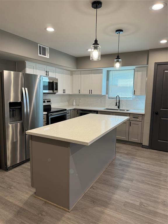 Foto del edificio - 7904 Sexton St