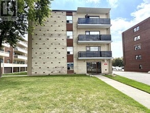 Building Photo - 1181 Ellesmere Rd