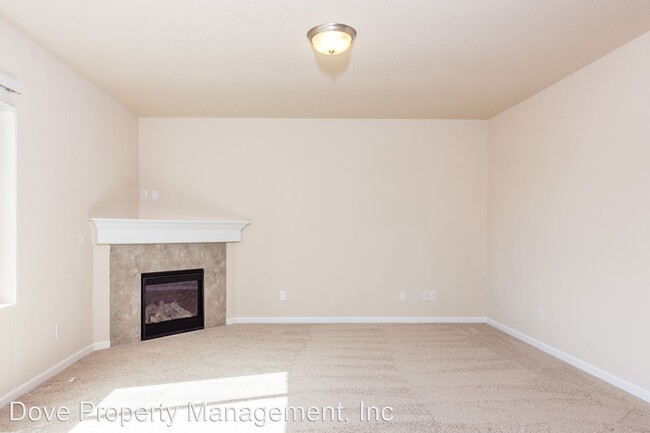 Building Photo - 5 br, 2.5 bath House - 10918 NE 122nd Place