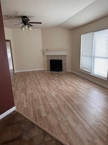 Foto del edificio - 9917 Carter Dr