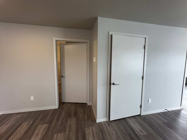 Foto del edificio - 3156 Bluestem Dr