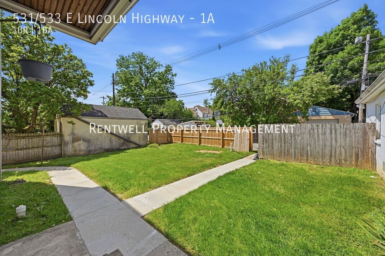 Foto del edificio - 531/533 E Lincoln Highway-1A