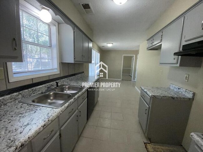Building Photo - 4402 Port Haven Cove