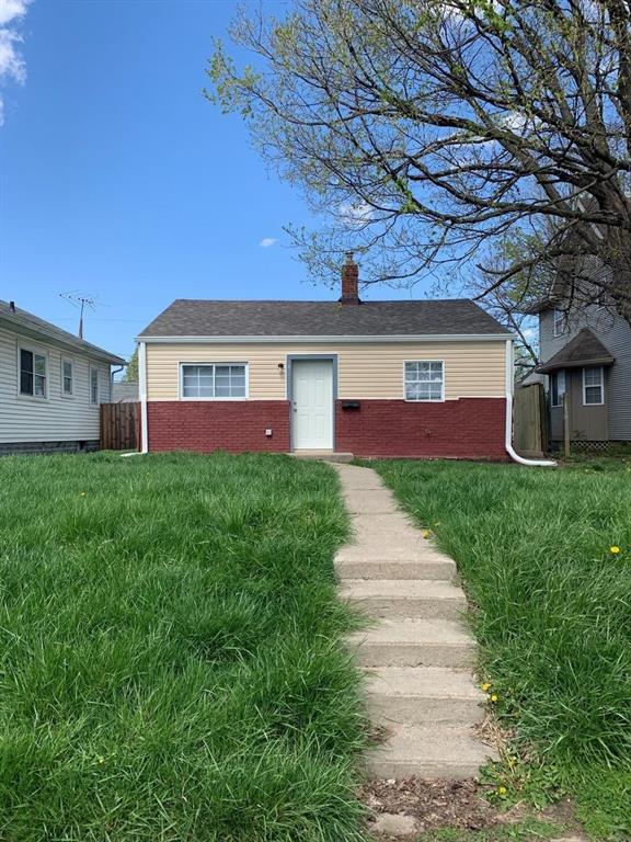 Primary Photo - 1524 E Legrande Ave