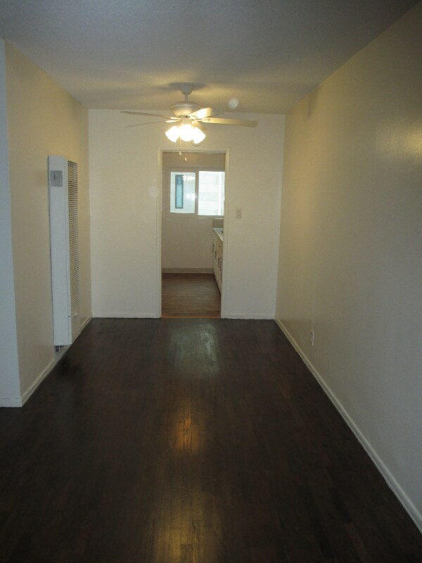 Building Photo - 1146 N Formosa Ave