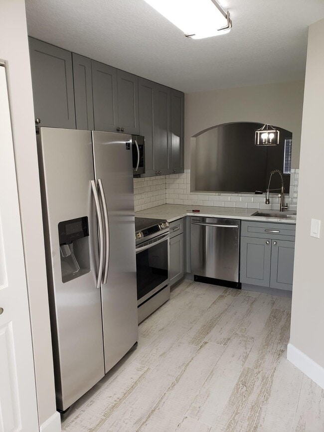 Building Photo - 3512 Briar Bay Blvd