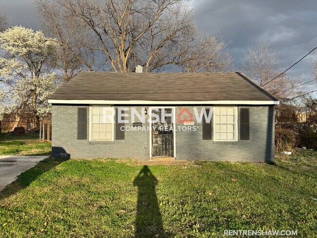 Building Photo - 1810 Blair Hunt Dr