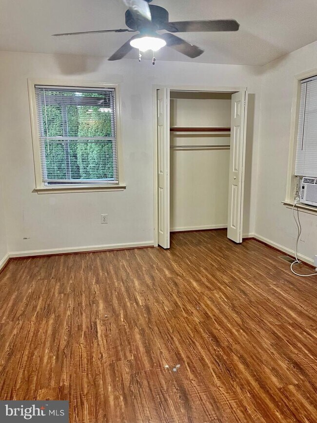 Building Photo - 3992 Gumwood Ct