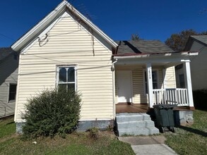 Building Photo - 2926 Langhorne Rd