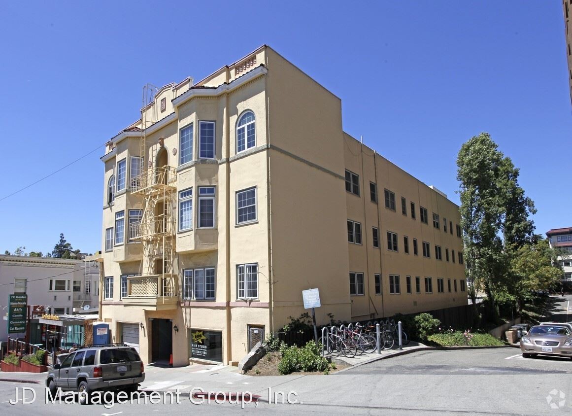 Primary Photo - 2511 Hearst Ave