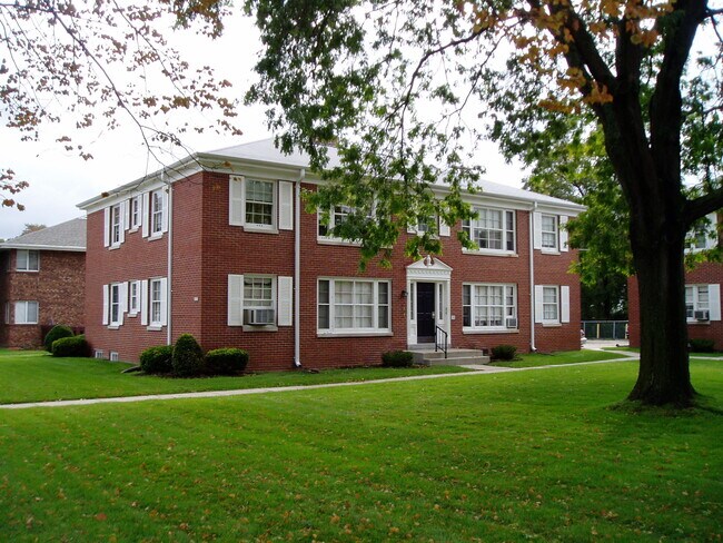 Foto del edificio - 8323 W North Ave