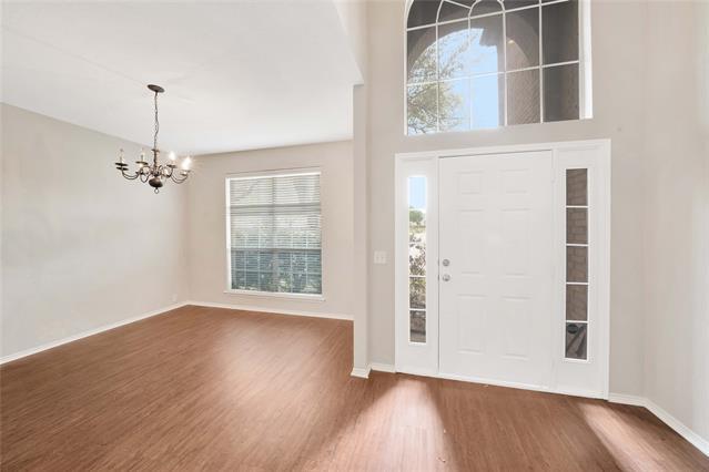 Building Photo - 8625 Luzerne Dr