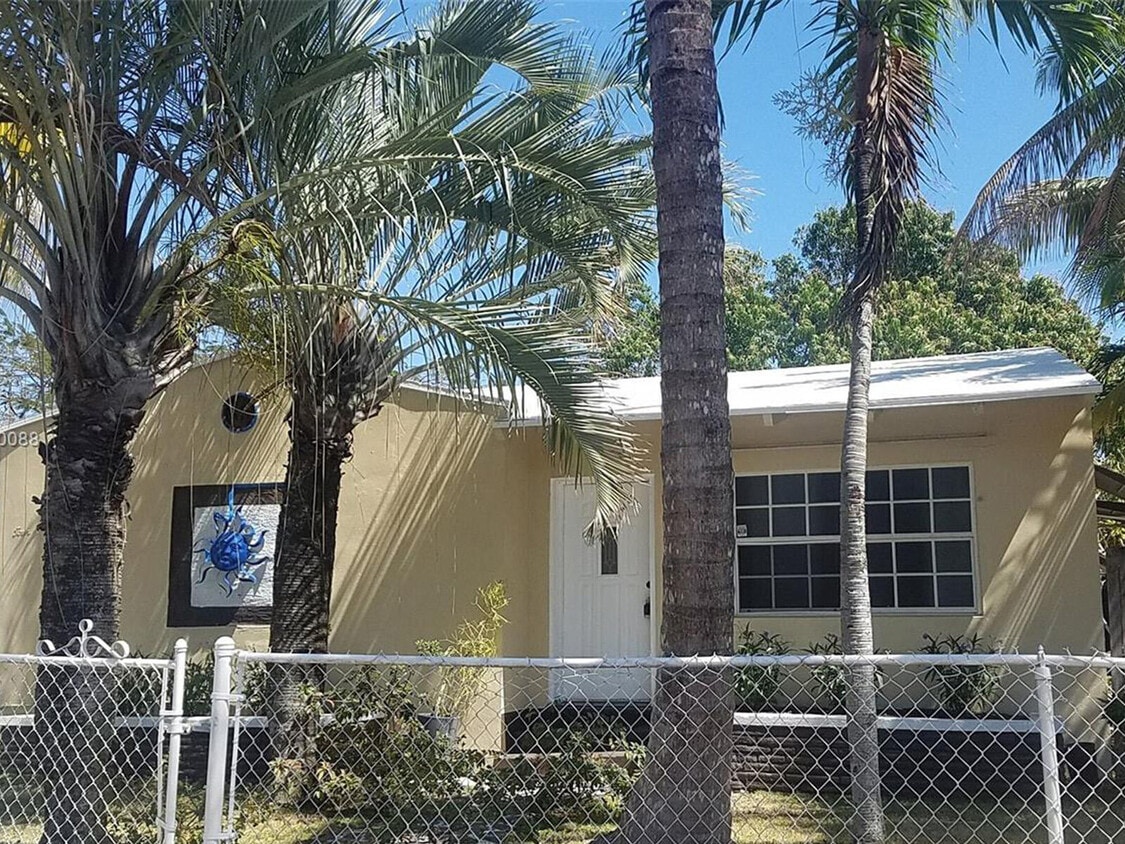 Foto principal - 440 NE 1st Ave.