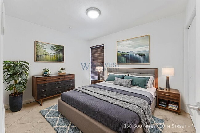 Photo - 150 SW 10th St Apartment
