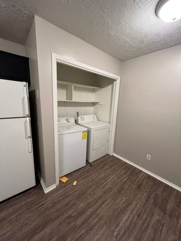 Building Photo - 2719 Sprucewood