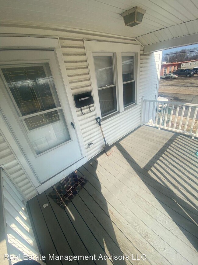 Building Photo - 3 br, 1 bath House - 3700 W 9th Street