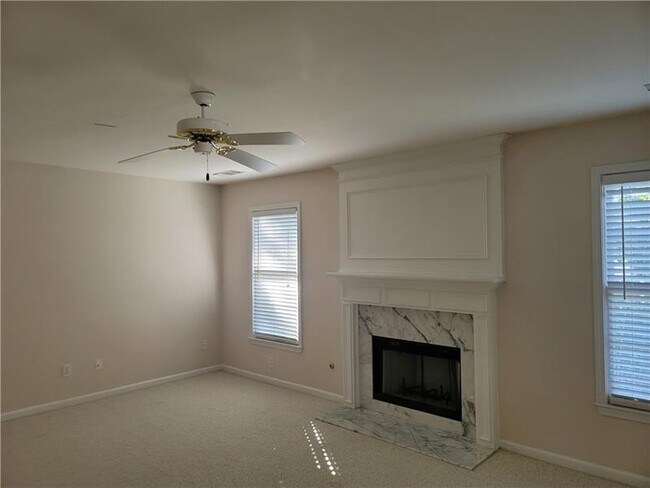 Building Photo - 750 Hedgewick Trail