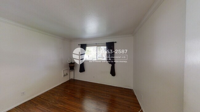 Foto del edificio - 14245 Lora Dr