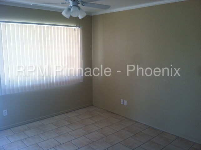 Building Photo - 1220 W Ironwood Dr