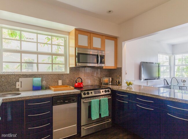 Foto del edificio - 1 br, 2 bath  - 1211 Pennsylvania Ave 2