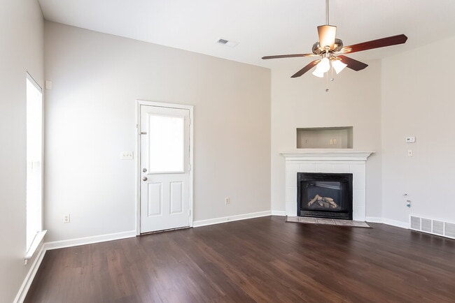 Building Photo - 5636 Sycamore Woods Dr