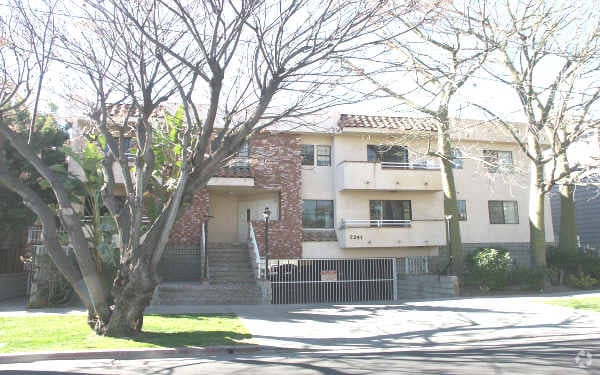 Building Photo - 7241 Vassar Ave