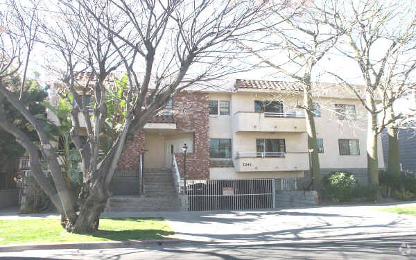 Foto del edificio - 7241 Vassar Ave
