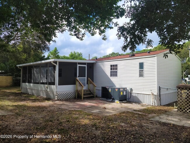 Building Photo - 5323 S Knobhill Terrace