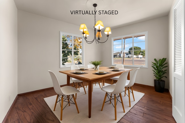 Building Photo - 549 El Medio Ave